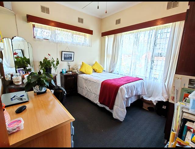 5 BEDROOM HOUSE FOR SALE IN UVONGO